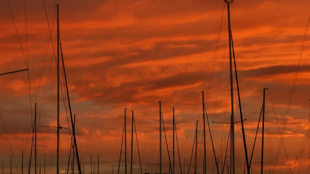Jak znaleźć idealne noclegi warmińsko mazurskie