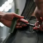 Salon fryzjerski Lublin – jakie trendy we fryzurach królują w 2025 roku?